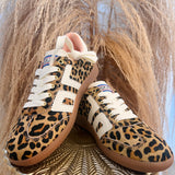 {Back70} Cloud - Leopard + Camel + White