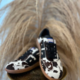 {Back70} Cloud CL Sneakers - Cow Black White Black