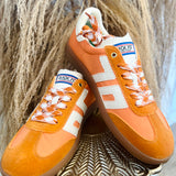 {Back70} Ghost Sneakers - Orange