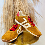 {Back70} Asian Tobacco Butter Sneaker