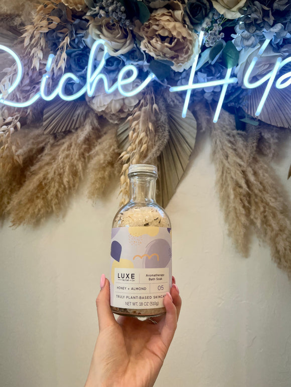 Luxe Honey and Almond Aromatherapy Bath Soak